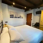 Alvares De Corvera Homestay *