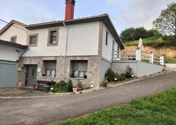 Alvares De Corvera Habitación en casa particular *