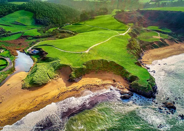 Alvares De Corvera Habitación en casa particular *